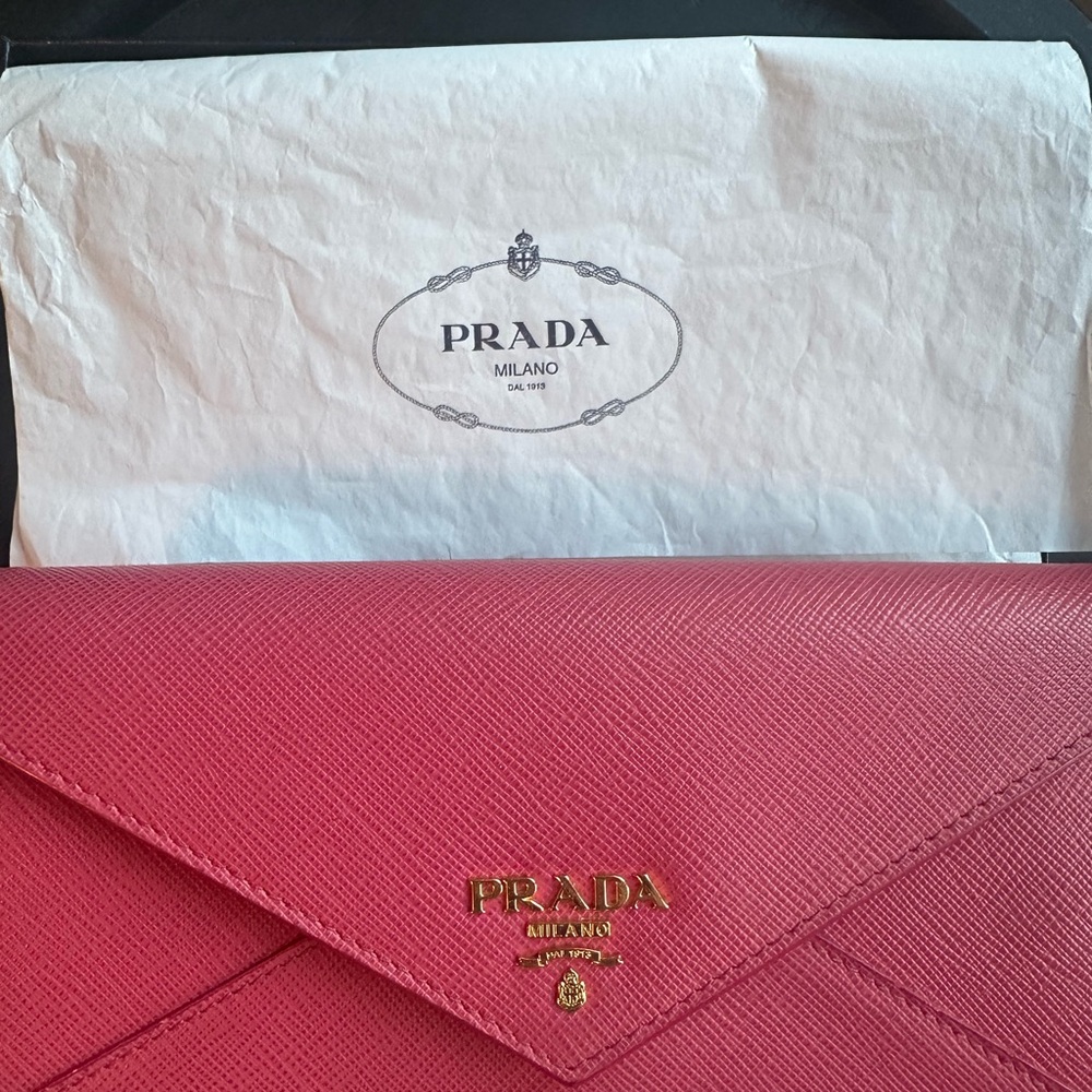 Prada 💕Magenta Envelope Wallet / Clutch with Gold Hardware - like new!! - Picture 5 of 15